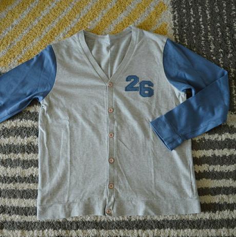 Sveter/mikina 140/146, 140