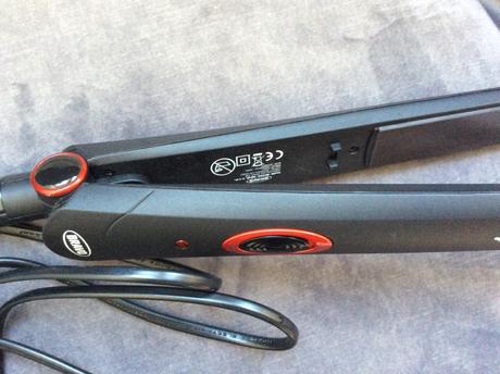 Žehlička na vlasy,