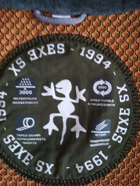 Lyžiarská zimná bunda, 152