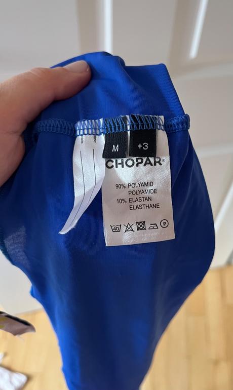 Extravagantný modrý crop top, m/38, m