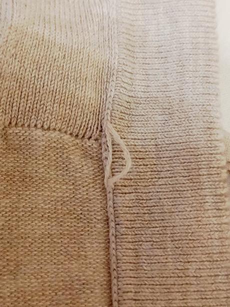 Béžový svetrík so stuhou, orsay,s