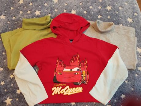 Tričko a rolaky, 122–134