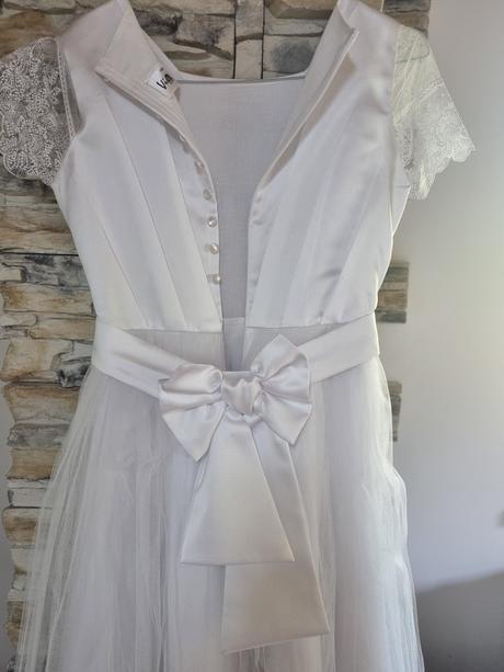 Šaty na 1. sväté prijímanie, 146