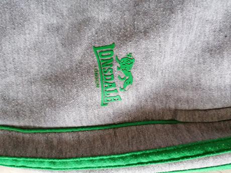 Hrubé tepláky 146/152, lonsdale,146