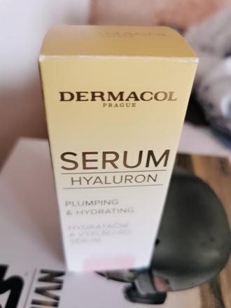 Dermacol sérum,