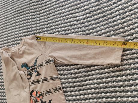 2x tričko gap s mackom a jurský park, gap,104