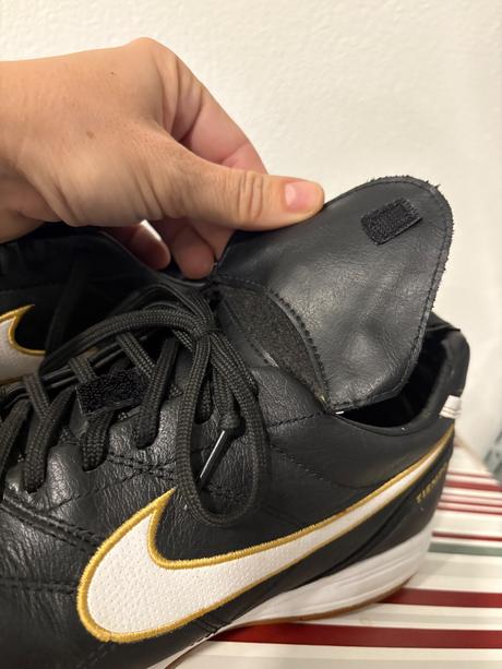 Tenisky halovky, nike,41