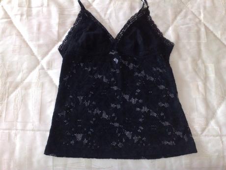 Top pre slečnu alebo damu elegantny, s