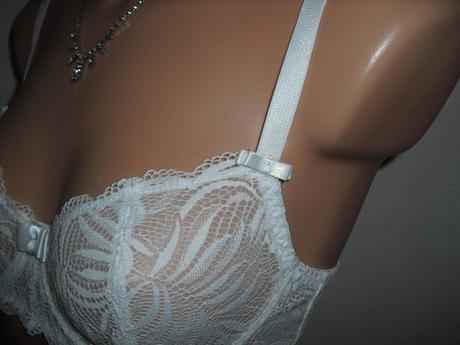 Svadobna cipkovana podprsenka, 75b