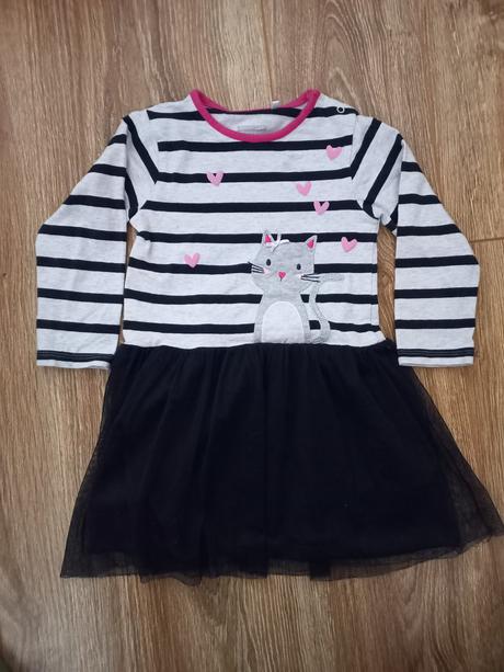 Šaty s tylovou sukňou, staccato,86