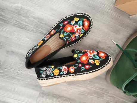 Vyšívané espadrilky, 36