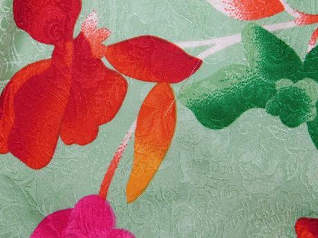 Kvalitná luxusna hodvabna elegantná šatka, l