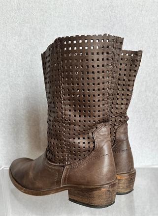 Kožené perforované čižmičky, 36
