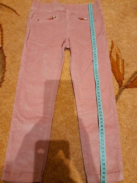 Hrubšie nohavice, 104