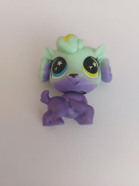 Zberateľské figúrky-littlest pet shop, 