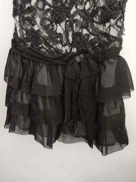 Spoločenské šaty, 122