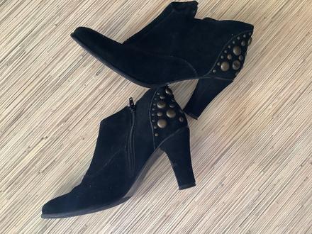 Semišové kožené kotniky, 38