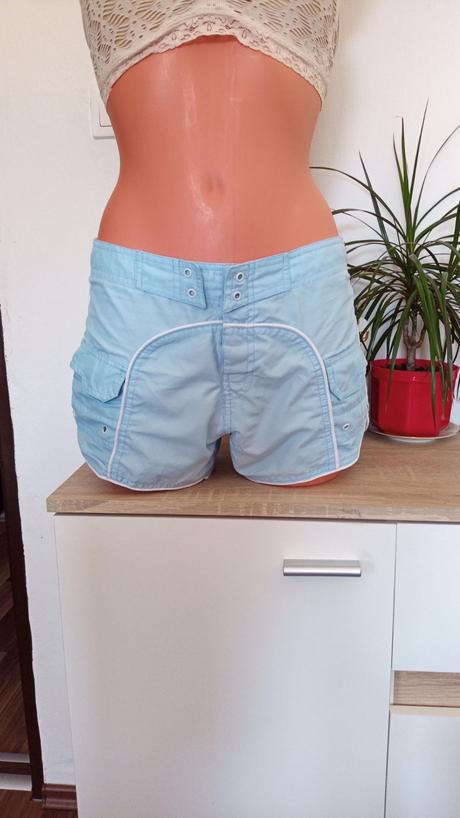 Kapsačové kraťasy v.l, l