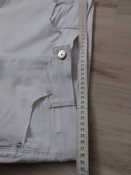 Trištvrtáky, street one,36