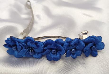 Lúčne kvietky na spone, 