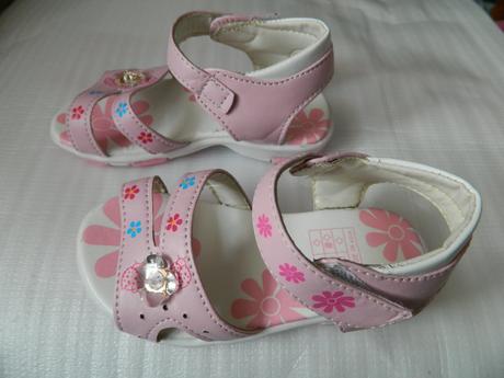 Detské sandálky, 25