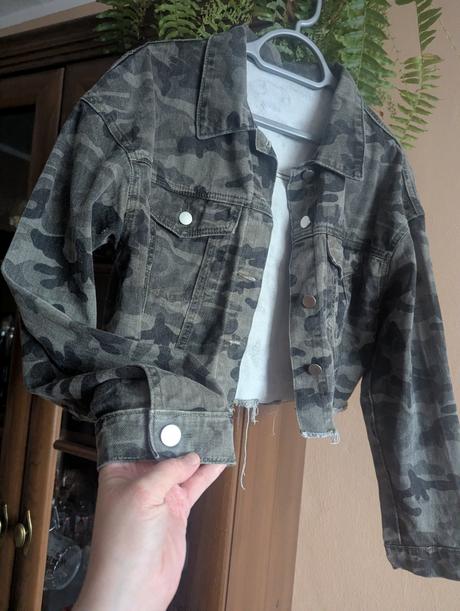 Maskáčová crop-riflová bunda 44/46, 44