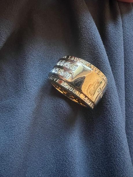 Prsteň dyrberg kern,