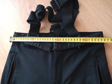 Funkčné nohavice na traky, 152