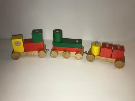 Drevený vláčik,