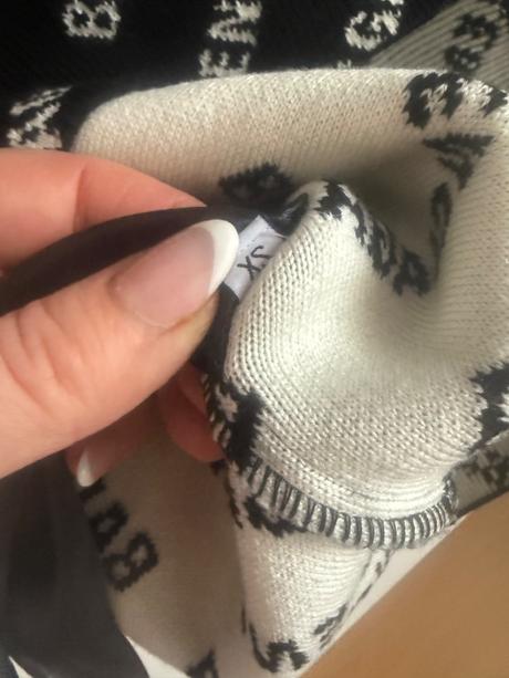 Balenciaga sveter xs, xs