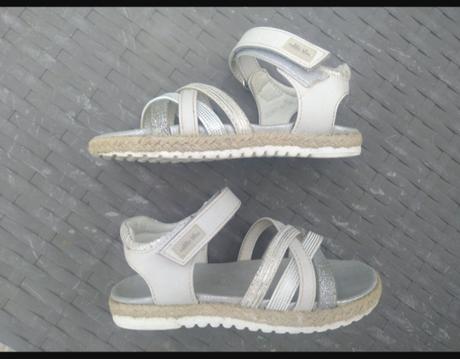 Bielo strieborné sandálky, nelli blu,25