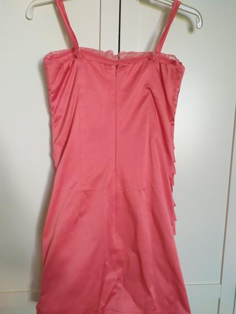 Spoločenské šaty, 36