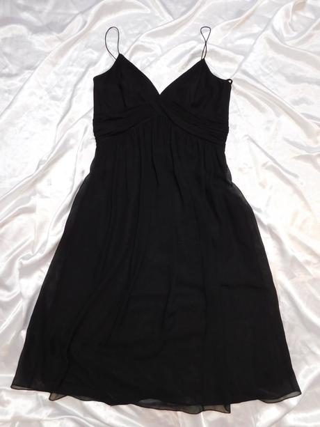 Luxusne pekne korzetove saty na slavnost, 38