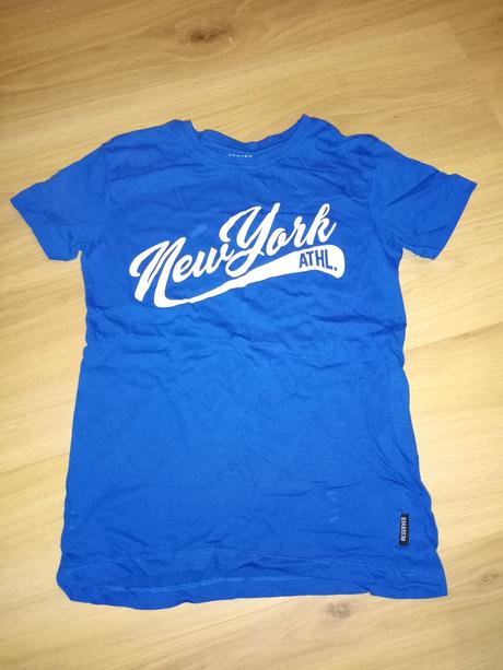 Tricko, reserved,134