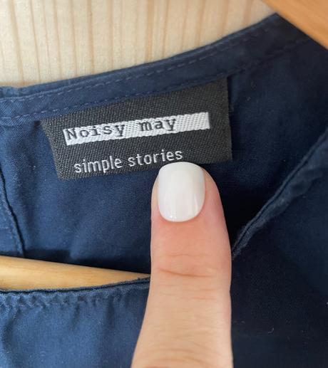 Tmavomodre letne saty noisy may, m