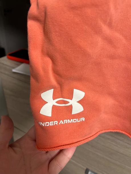 Kratasy, under armour,s