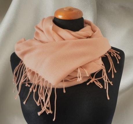Lososová pashmina, 