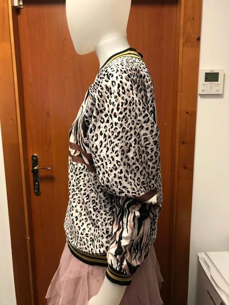 Tenká bunda so zlatými lemami, 40/42, bonprix,40