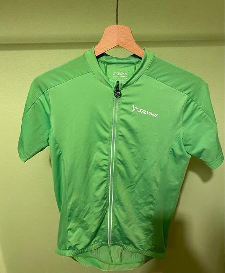 Salvini pánske cyklotričko s, s