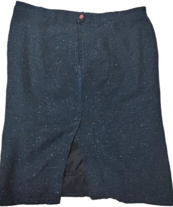 Dámsky kostýmček, 54