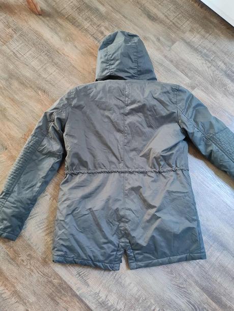 Stylova bunda, review,164