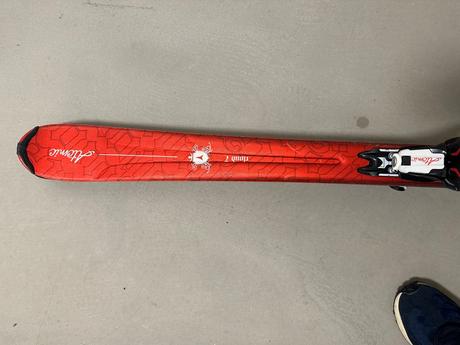 Zjazdové lyže atomic 163 cm, atomic,160-169 cm