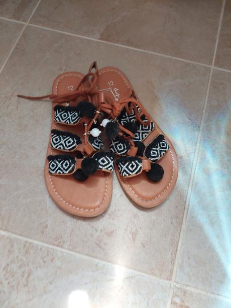 Sandaliky koza, next,31