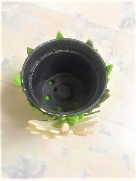 Ozdobný kvetináč,