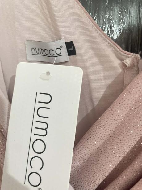 Spoločenské ligotavé šaty, l