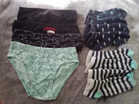 Balík slipy a ponožky, 158–170