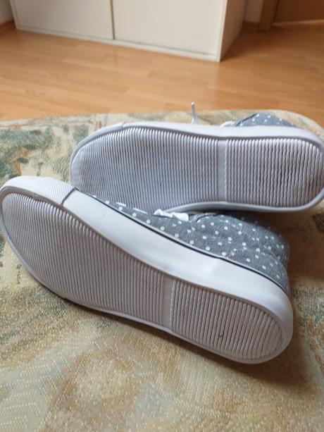 Tenisky, reserved,34