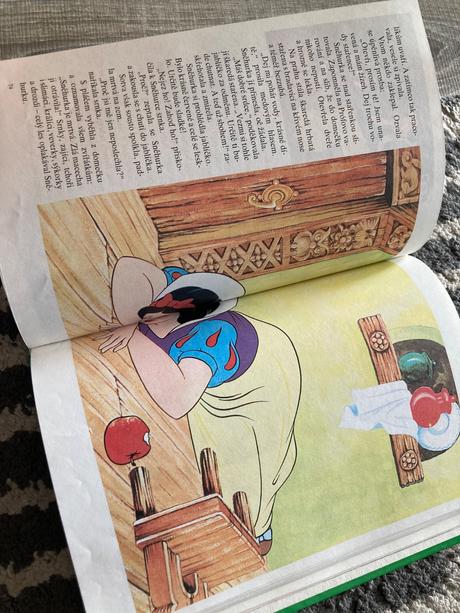 Medvídek pú pinocchio sněhurka walt disney (1991), 