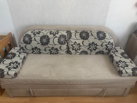 Predám rozkladací gauč, 