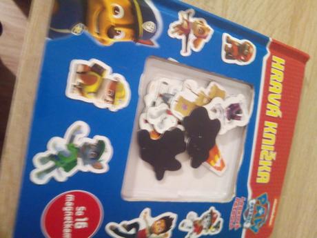 Paw patrol labkova patrola , disney kniha+magnetky,